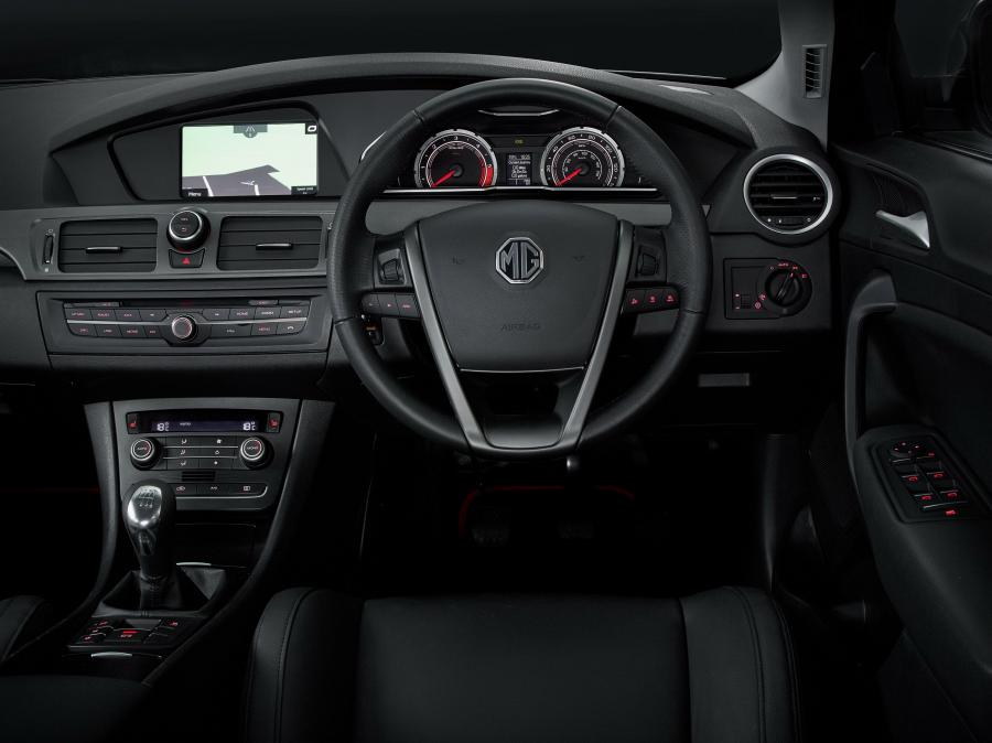  MG6 2015 года  (UK) (фото 8 из 9)